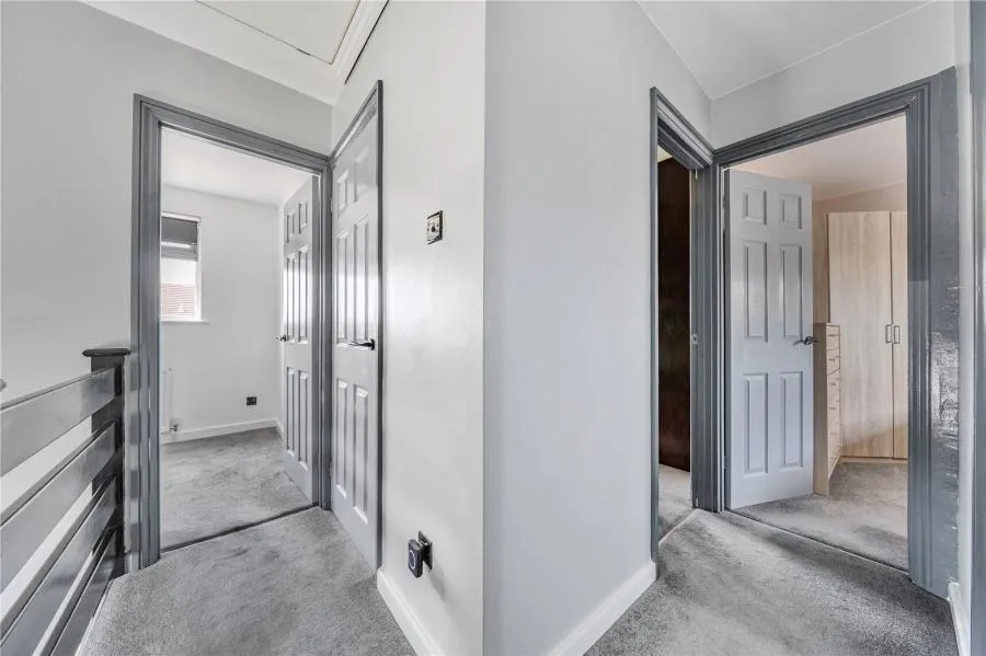 Butlers Drive, Carterton, OX18, photo 16