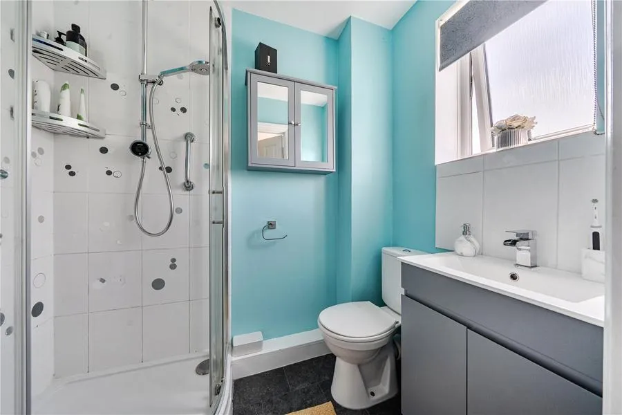 Butlers Drive, Carterton, OX18, photo 15