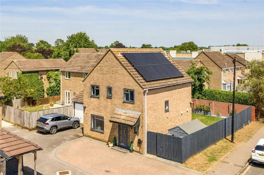 Butlers Drive, Carterton, OX18, photo 17