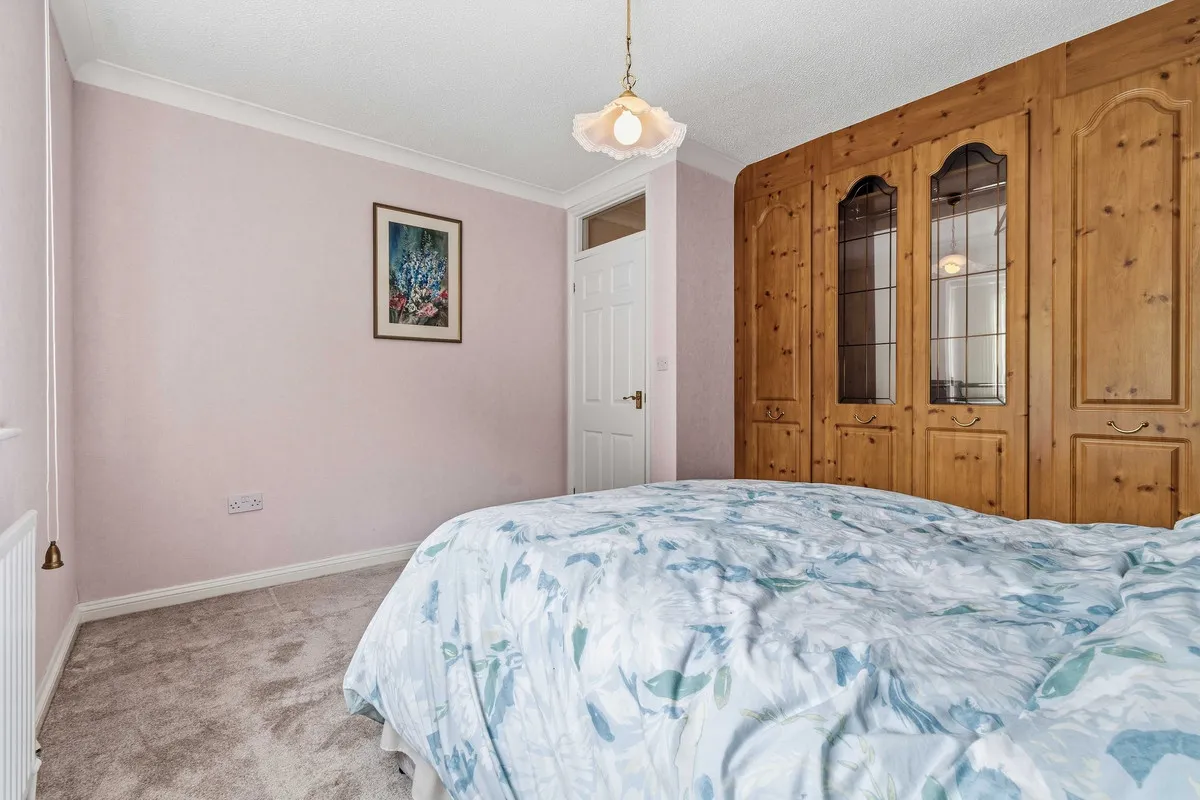 Irchester Road, Rushden, NN10, photo 24