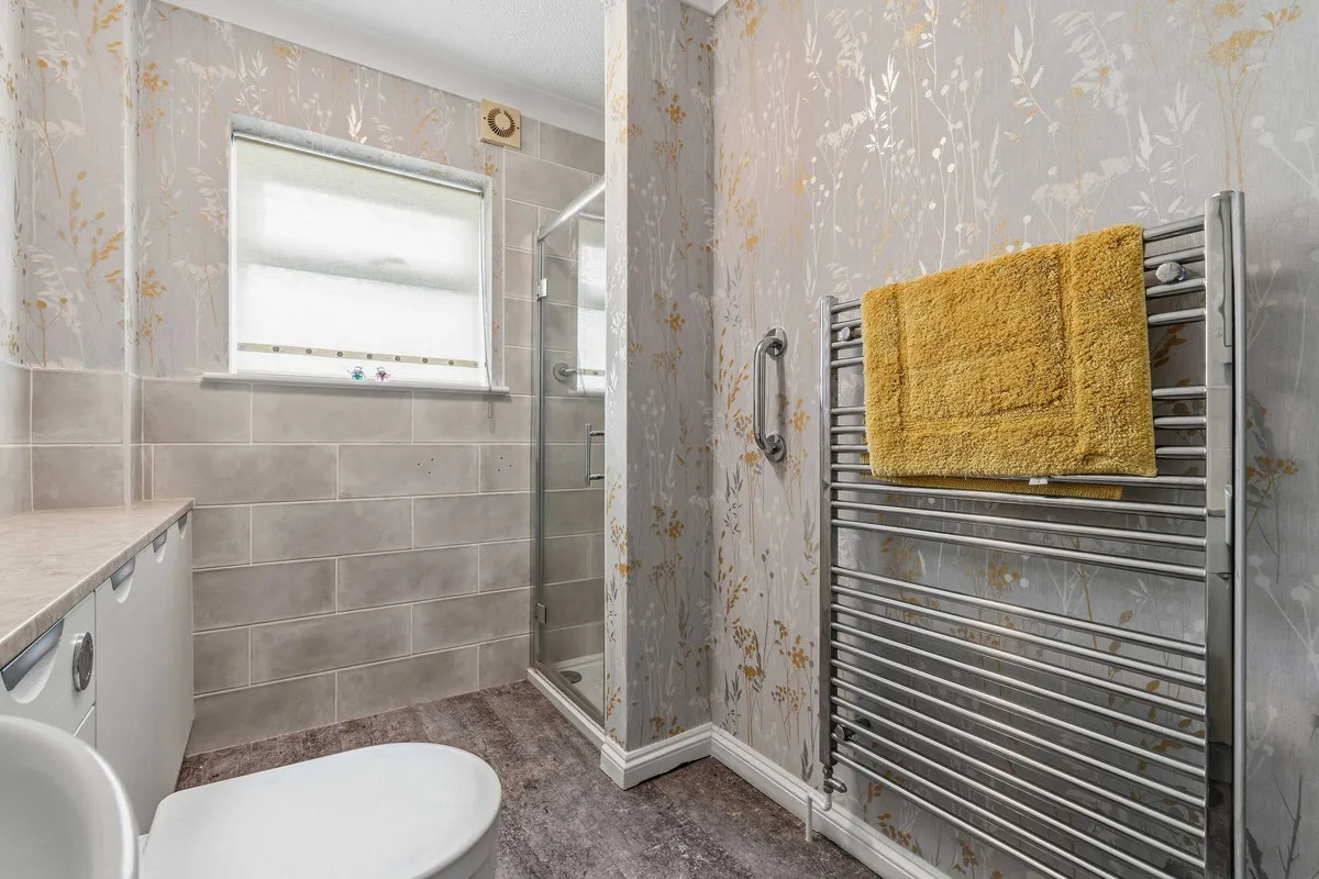Irchester Road, Rushden, NN10, photo 22