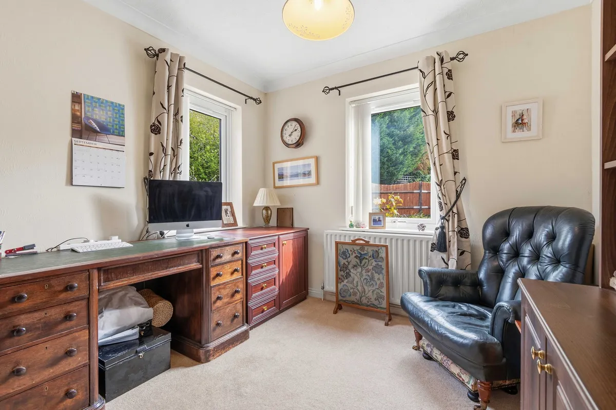 Irchester Road, Rushden, NN10, photo 30