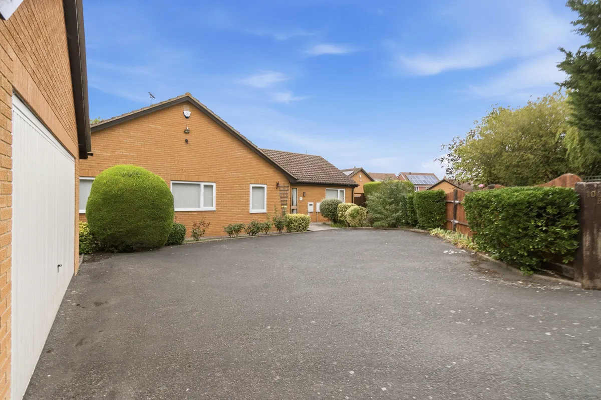 Irchester Road, Rushden, NN10, photo 42