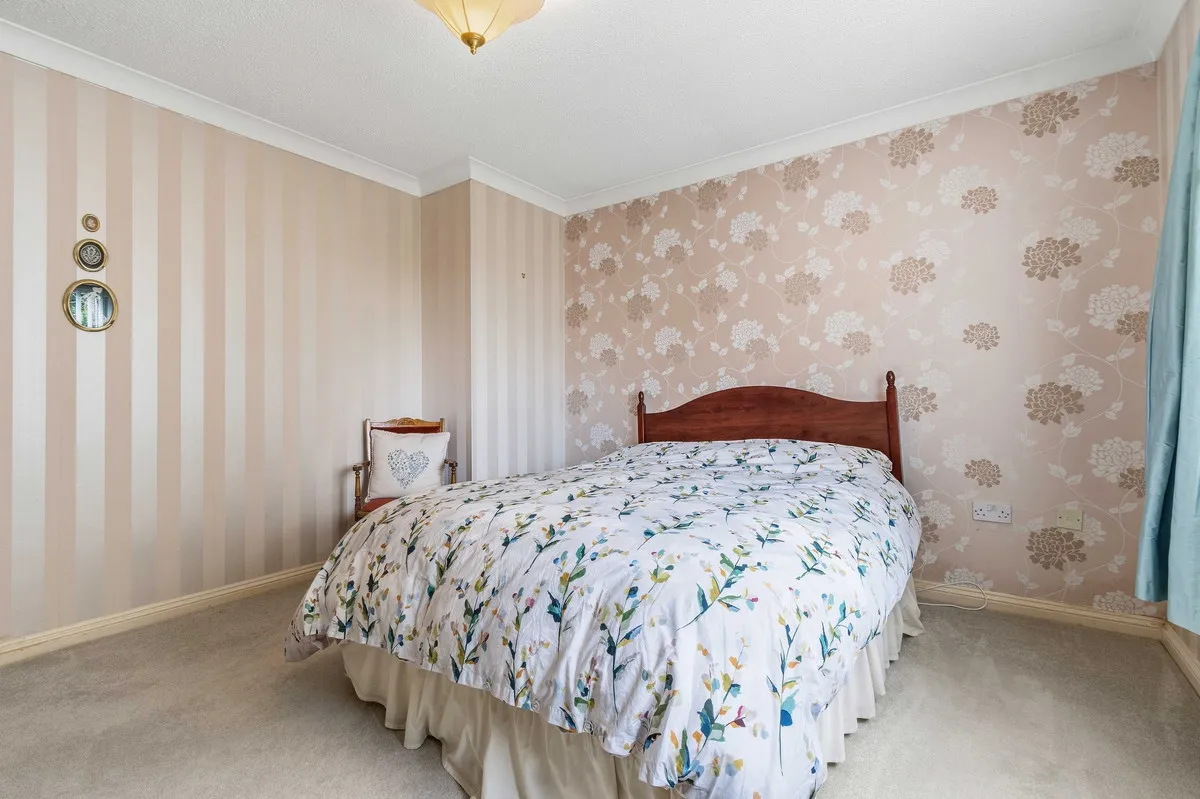 Irchester Road, Rushden, NN10, photo 19