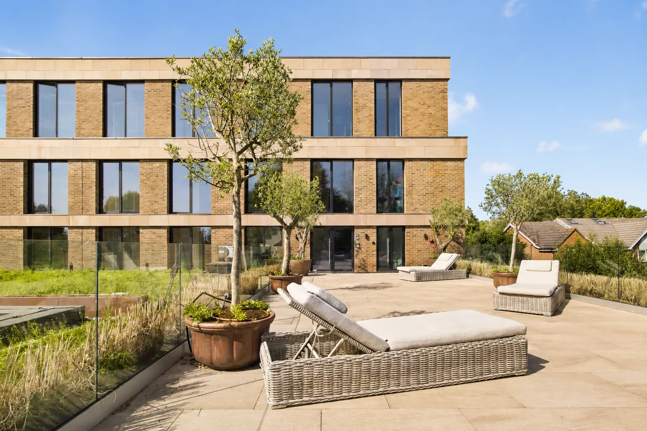 Dandi Brondesbury, London, NW6, photo 24
