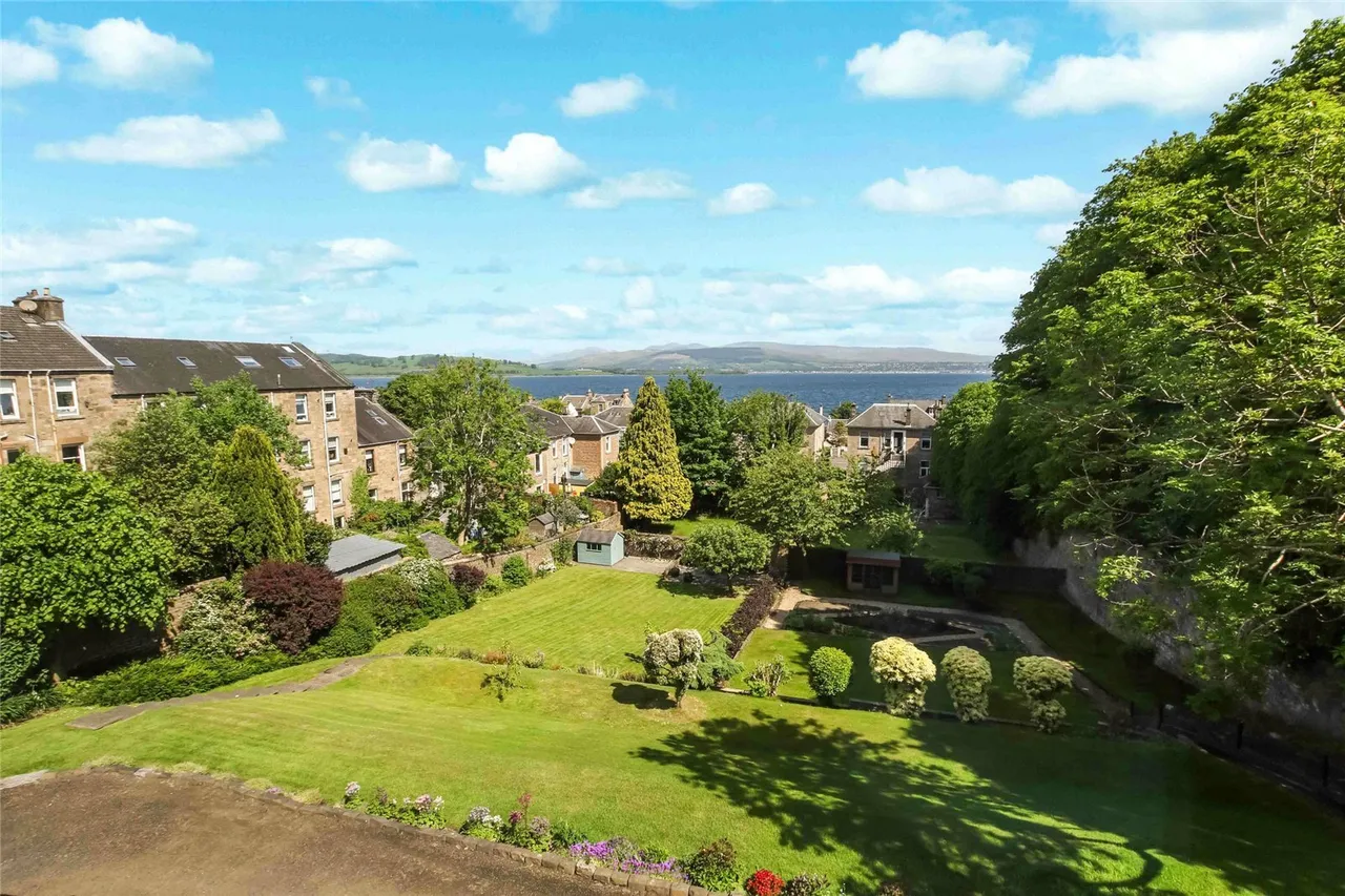 Madeira Lane, Greenock, Inverclyde, PA16, photo 13