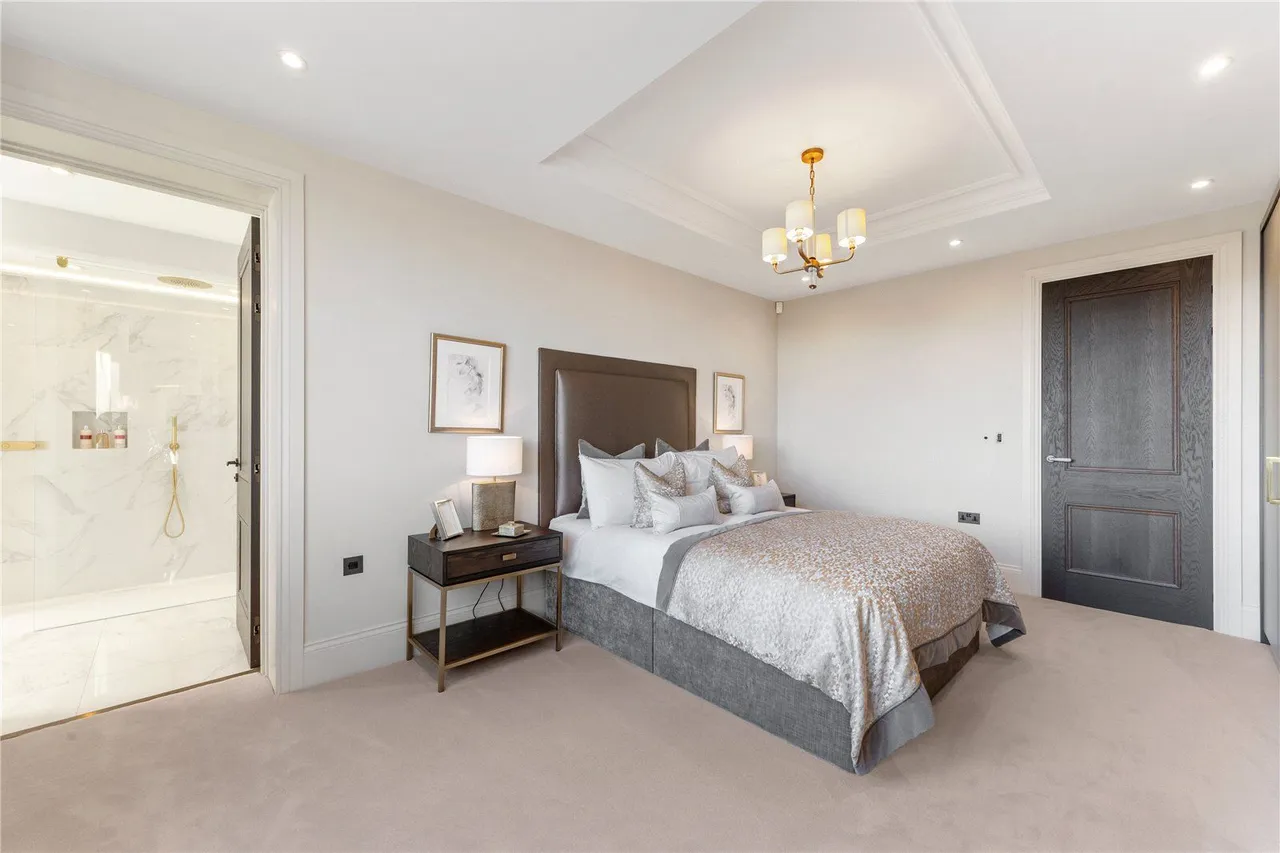 Briestfield Road, Briestfield, WF12, photo 20