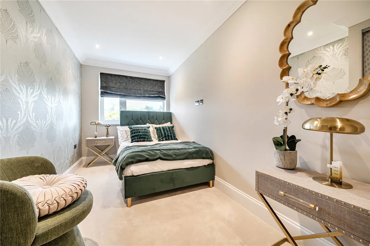 Beresford Avenue, London, N20, photo 7