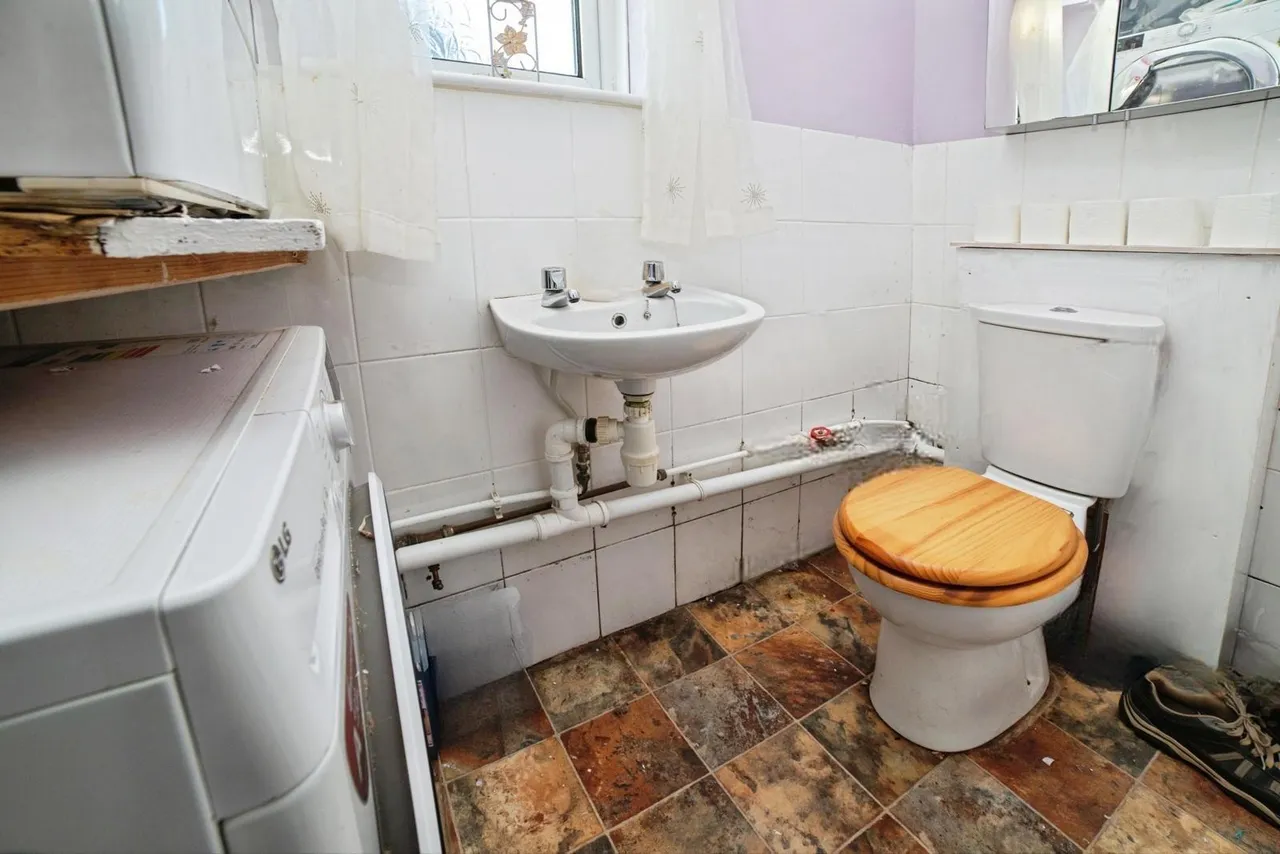 Marlborough Road, Mansfield, Nottinghamshire, NG19, photo 9
