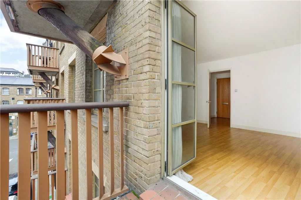 Queen Elizabeth Street, London, SE1, photo 3