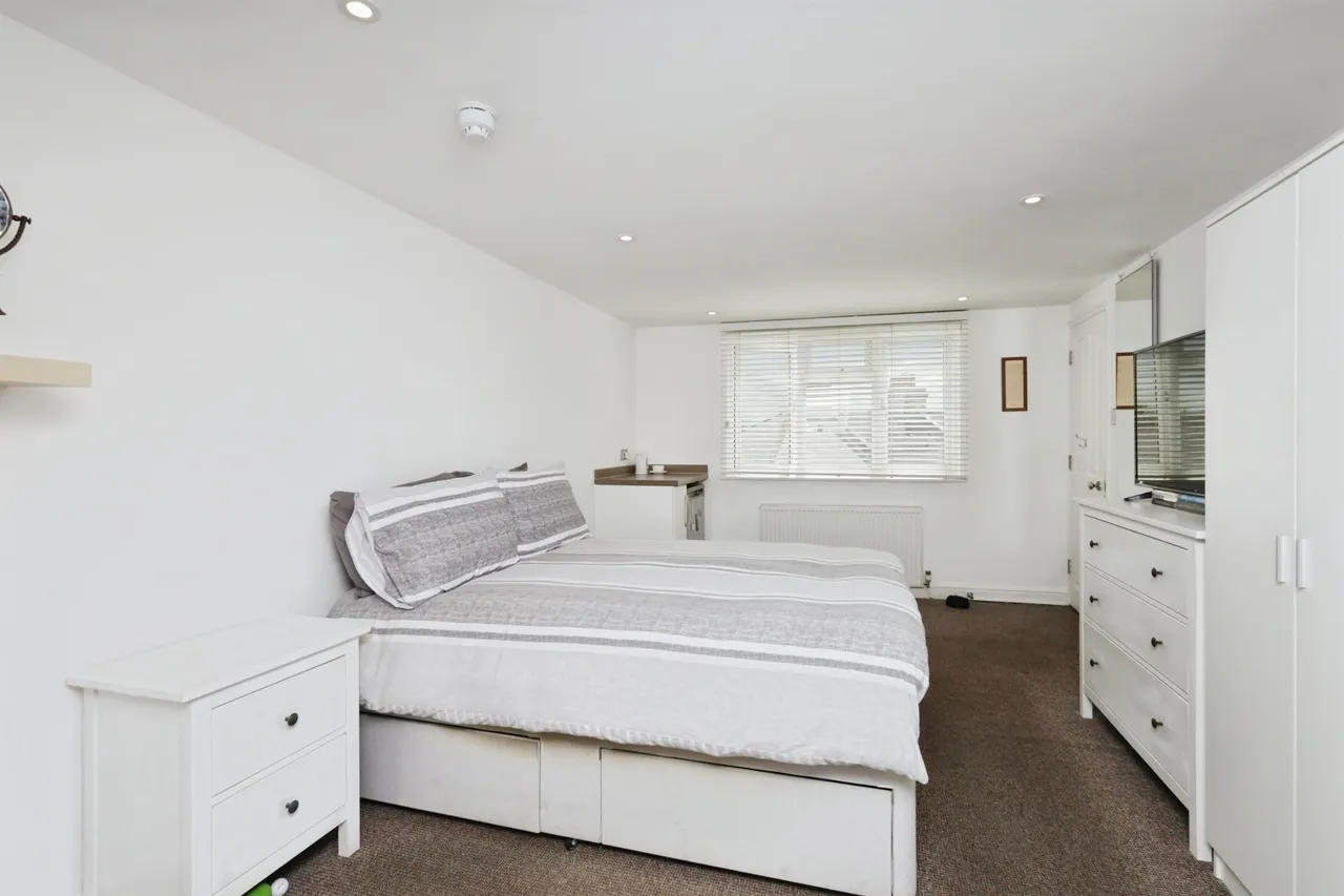 Whitley Road, Eastbourne, BN22, photo 13