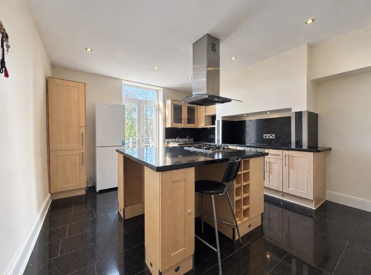 North Park Street, WF13, photo 5