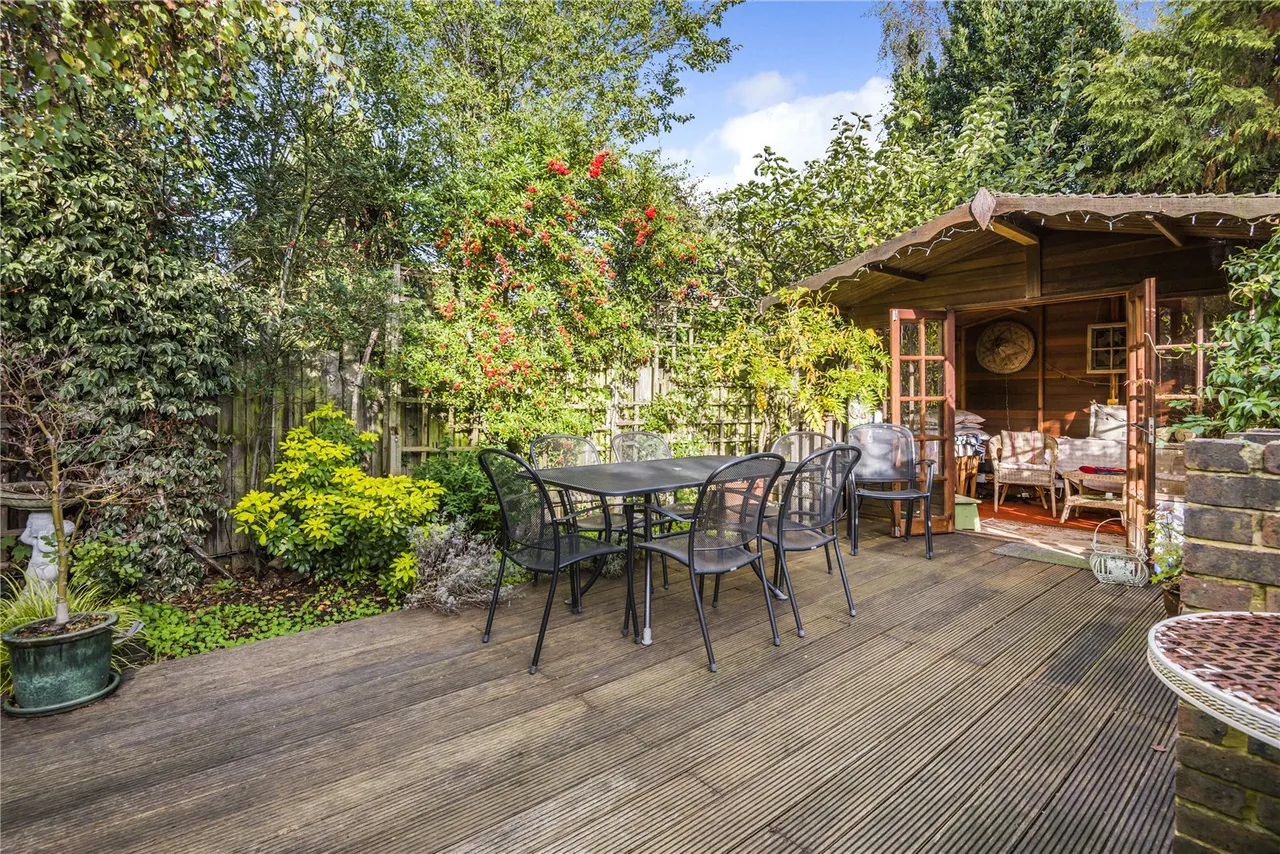 Acacia Road, Hampton, TW12 3DS, photo 16