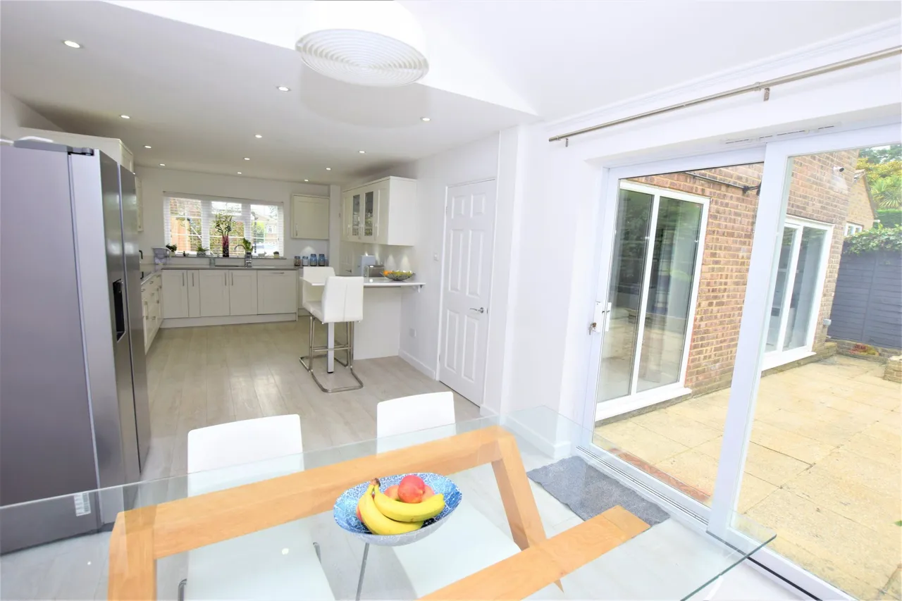 Woodlands Close, Hawley, Surrey, GU17 9HZ, photo 11