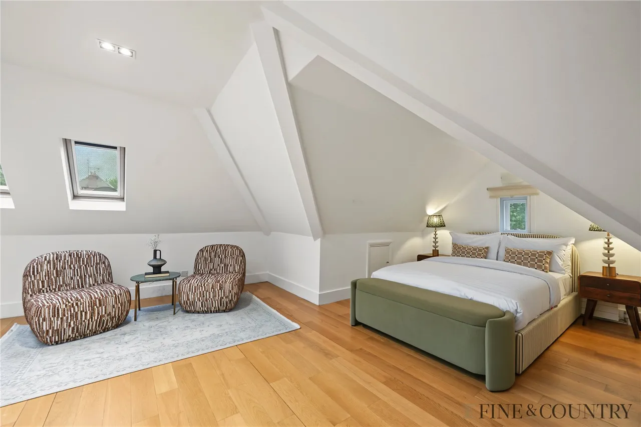 Lydford Road, London, photo 21