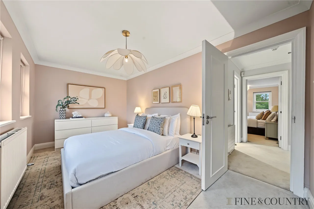 Lydford Road, London, photo 15