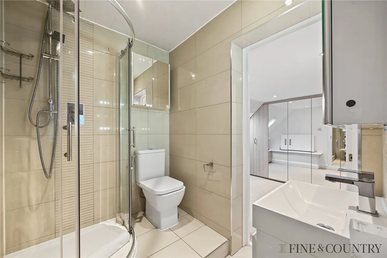 Lydford Road, London, photo 13
