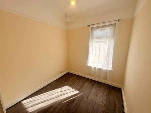 Holmes Avenue, PL3, photo 14