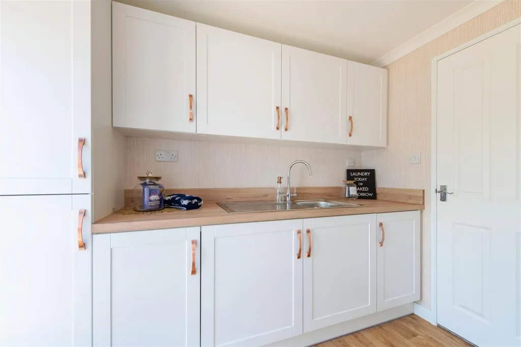 Short Heath Road, Moira, DE12, photo 8