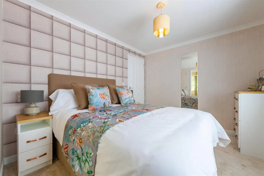 Short Heath Road, Moira, DE12, photo 11