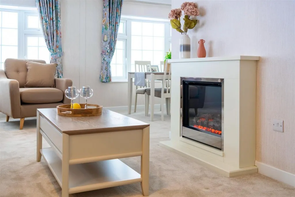 Short Heath Road, Moira, DE12, photo 17