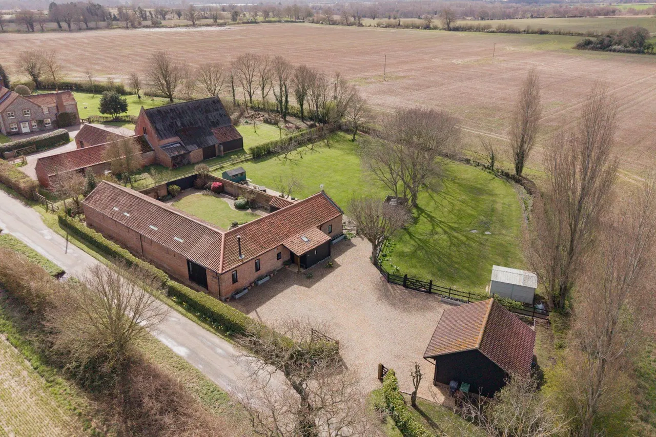 North Walsham Road, Honing, NR28, photo 17