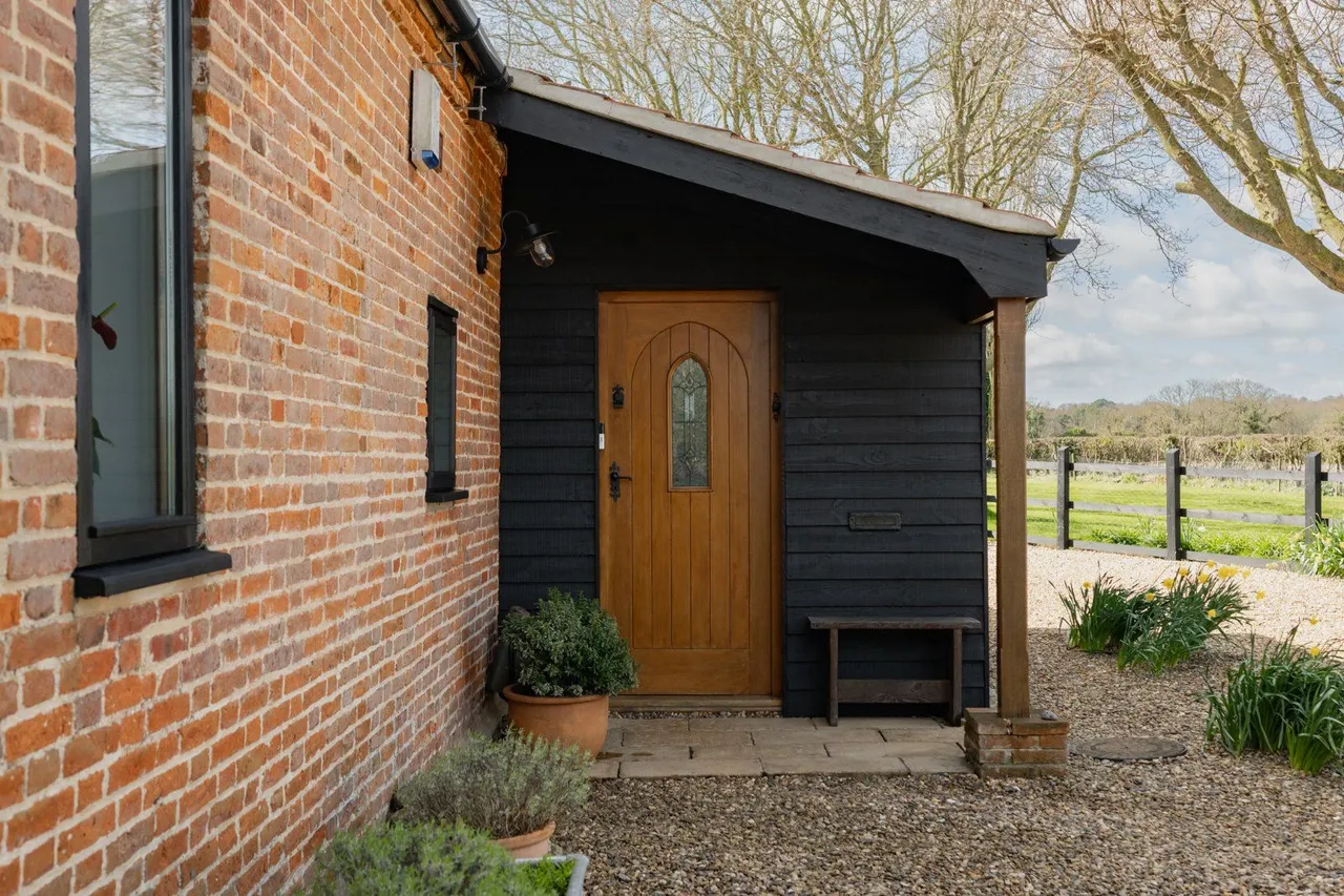 North Walsham Road, Honing, NR28, photo 2