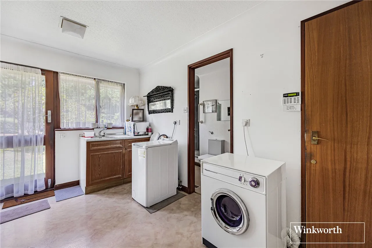 Devenish Road, Sunningdale, Berkshire, SL5, photo 8