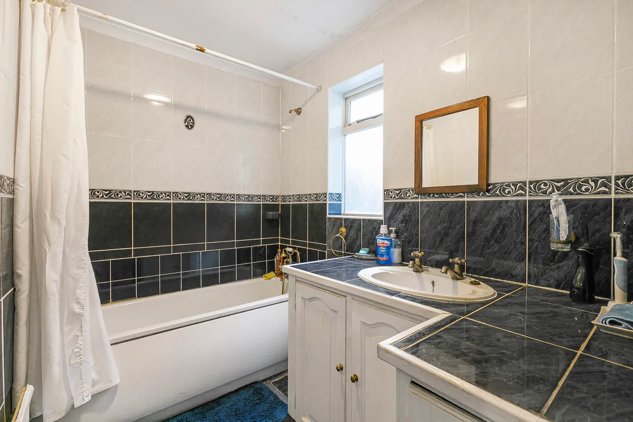 Lewin Road, London, SW16, photo 13