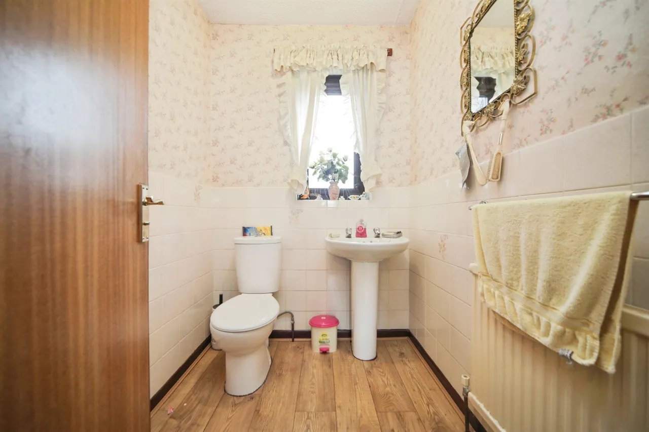 Earlsbrook, Bacton, IP14, photo 8