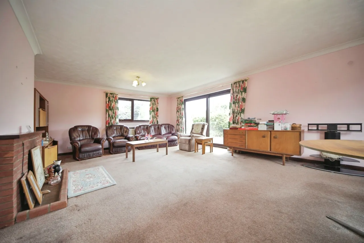 Earlsbrook, Bacton, IP14, photo 3