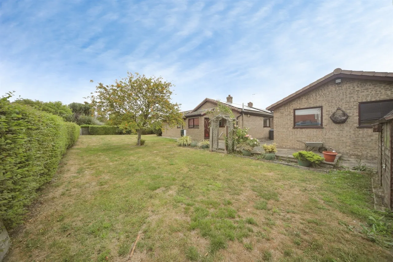 Earlsbrook, Bacton, IP14, photo 20