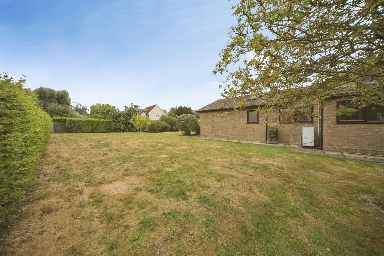 Earlsbrook, Bacton, IP14, photo 18