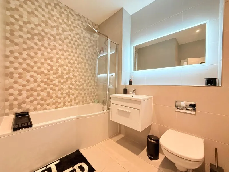 Avenue Court, Camberley, GU15, photo 3