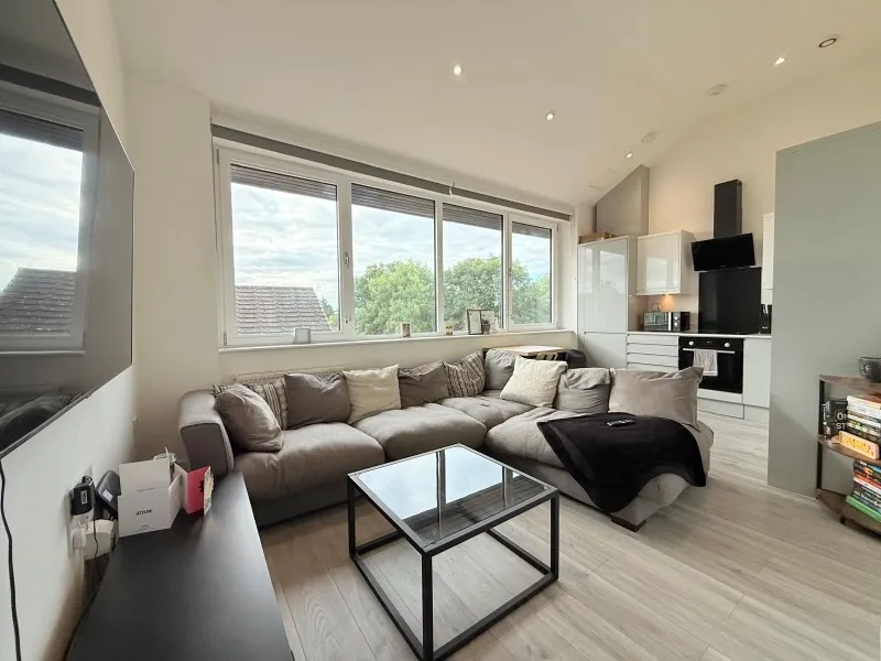 Avenue Court, Camberley, GU15, photo 10