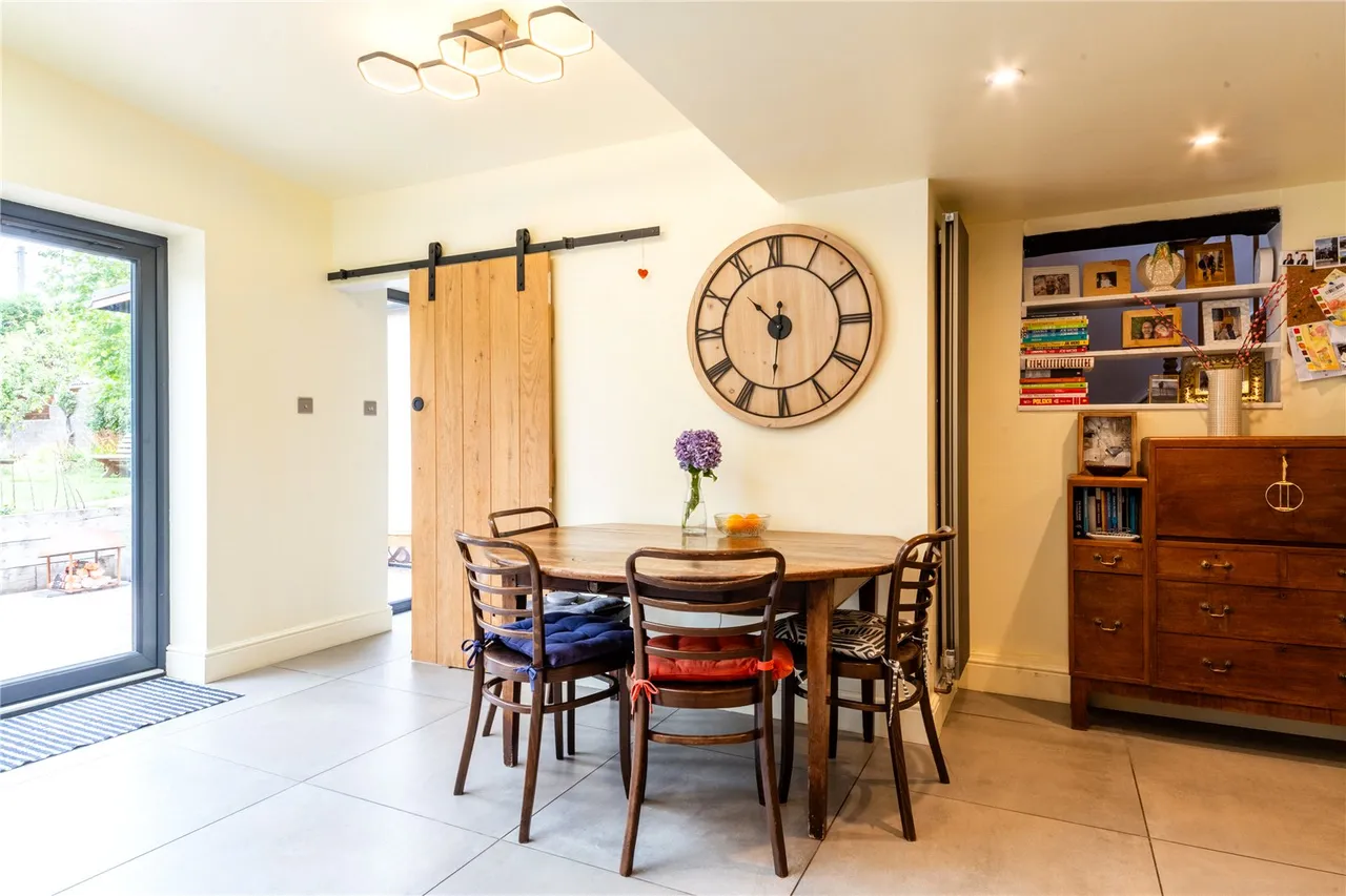 Chapmanslade, photo 9