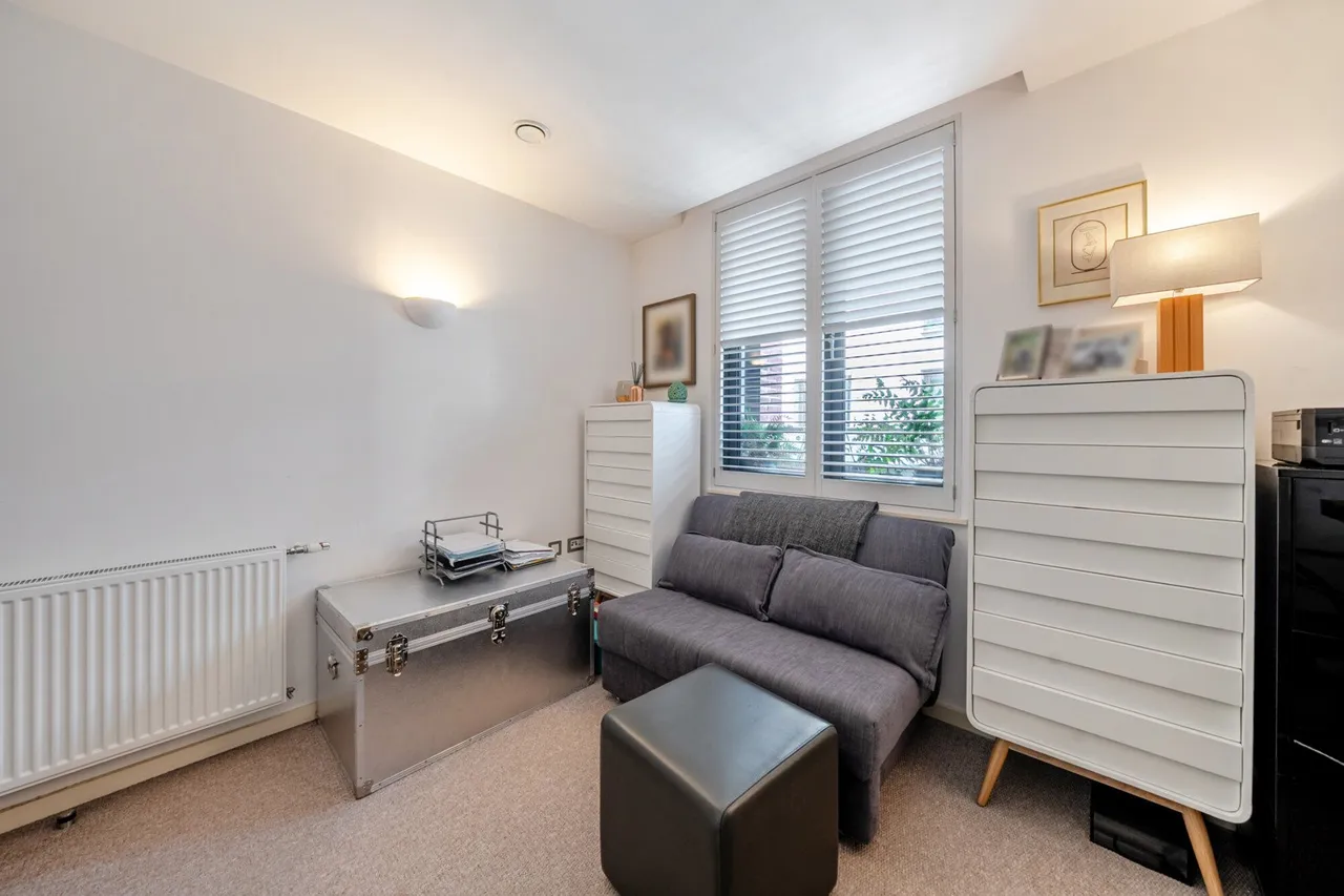 Camberwell New Road, SE5, photo 17