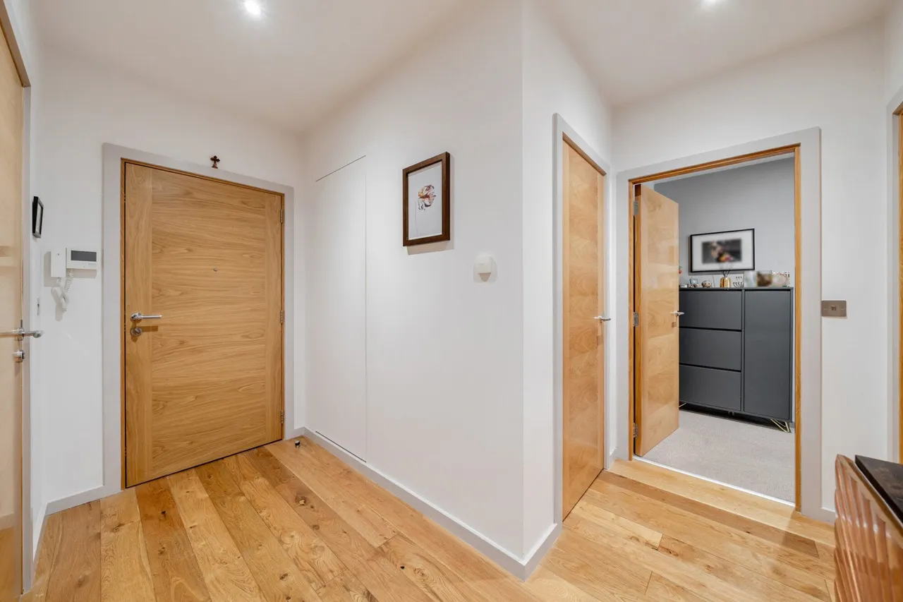 Camberwell New Road, SE5, photo 6
