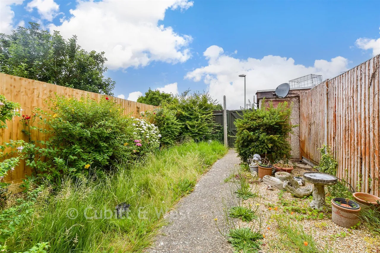 Wheatcroft, Littlehampton, BN17, photo 2