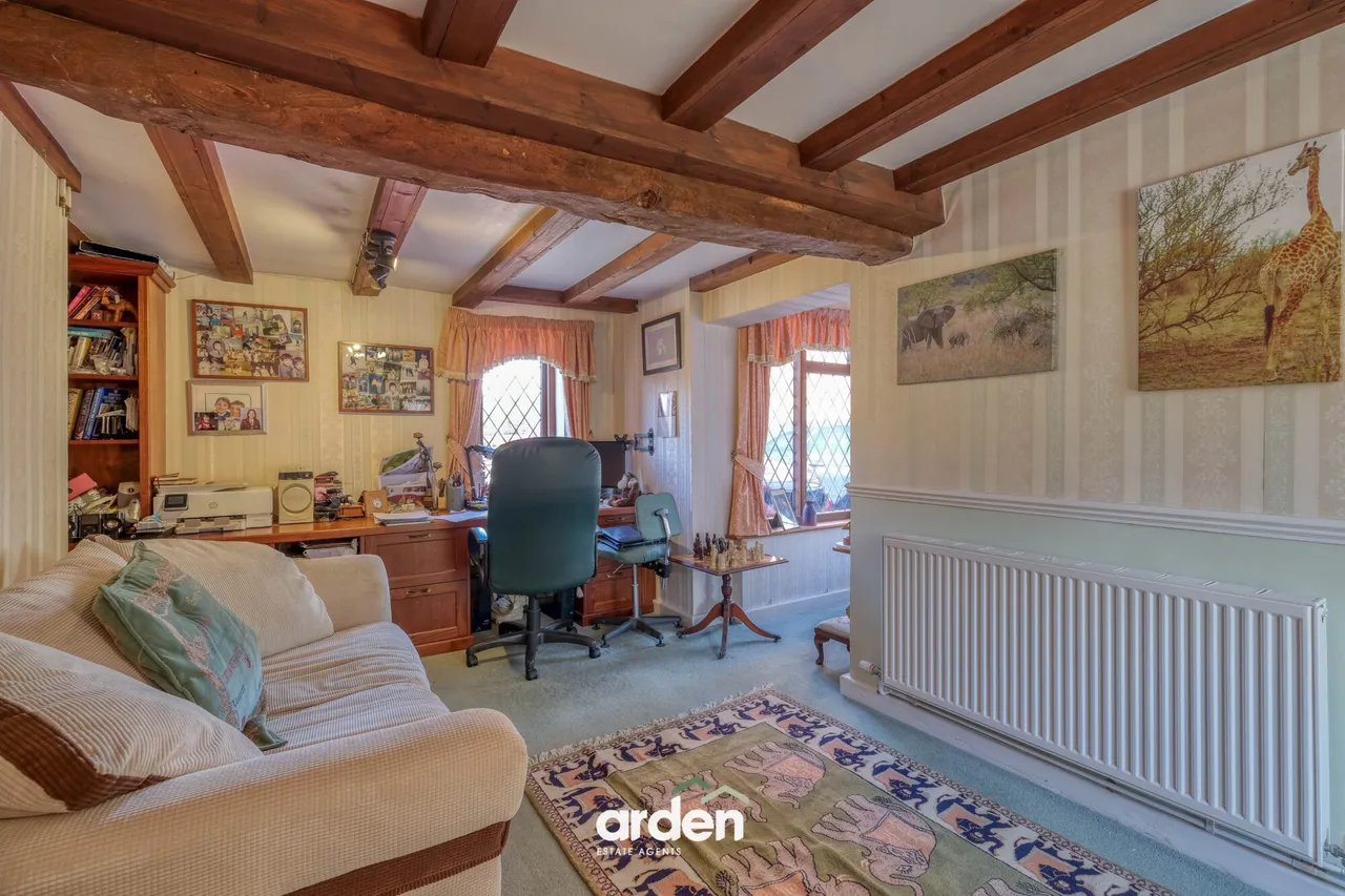 Weavers Hill, Hunt End, B97, photo 7