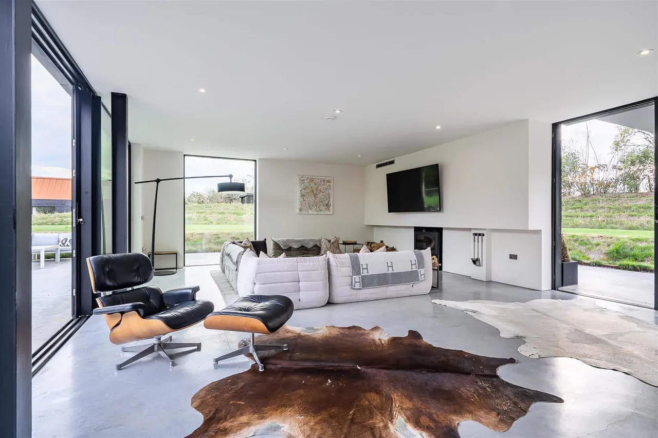 Bluehouse Lane, Saltwood, CT21, photo 15