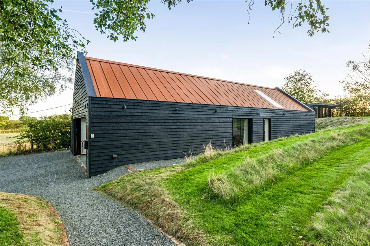 Bluehouse Lane, Saltwood, CT21, photo 41