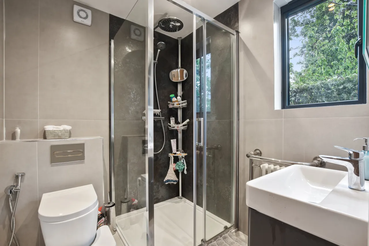 Ingram Way, Greenford, UB6, photo 7