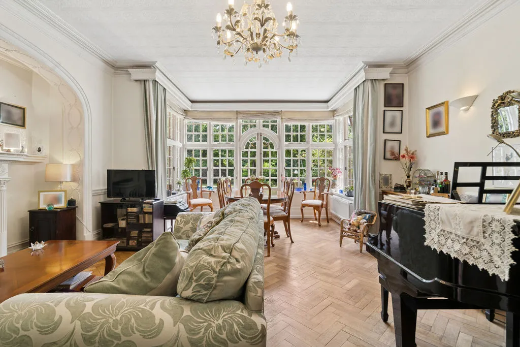 Court Road, Maidenhead SL6 8LH, photo 3