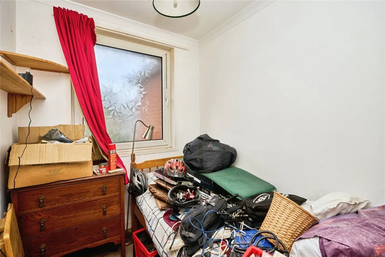 Barton Road, Newport, PO30, photo 6