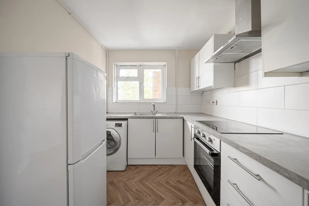 Temple Hill, Dartford, DA1 5HX, photo 5