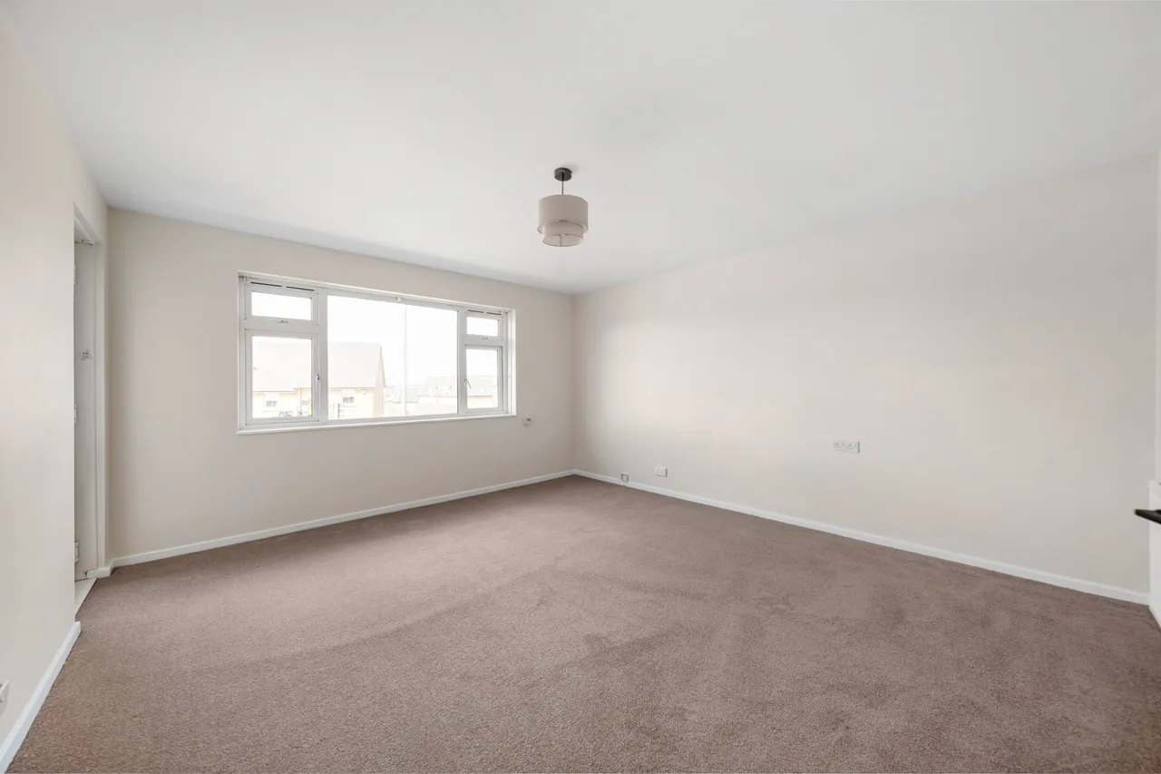 Temple Hill, Dartford, DA1 5HX, photo 3