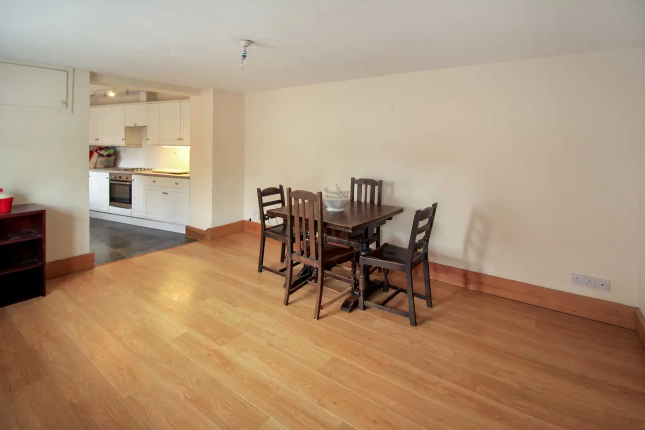 Chapel Close, Clifton, OX15, photo 4