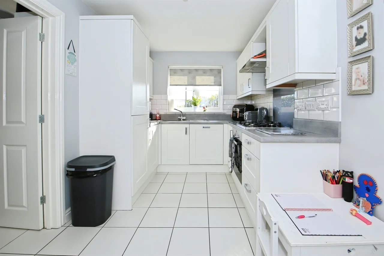 Violet Avenue, Peterborough, PE7, photo 9