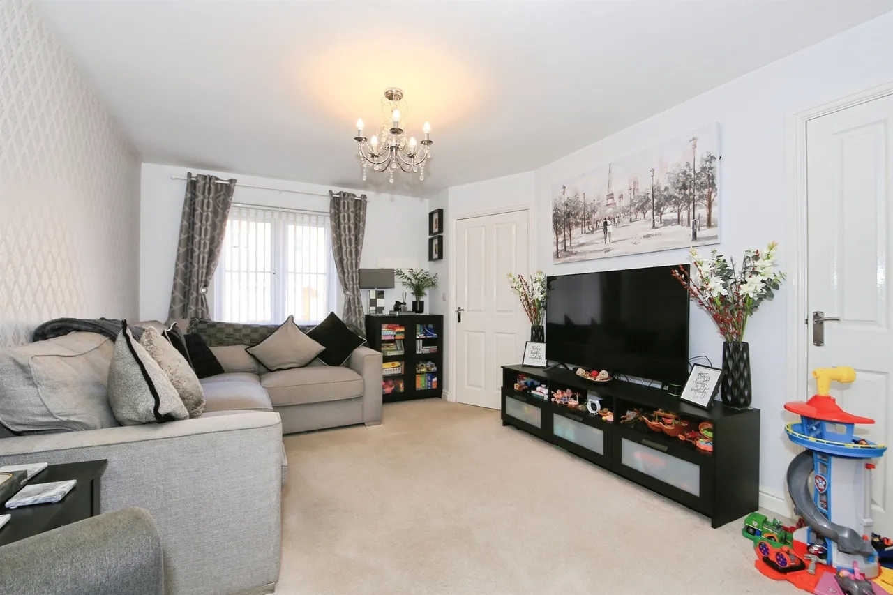 Violet Avenue, Peterborough, PE7, photo 10